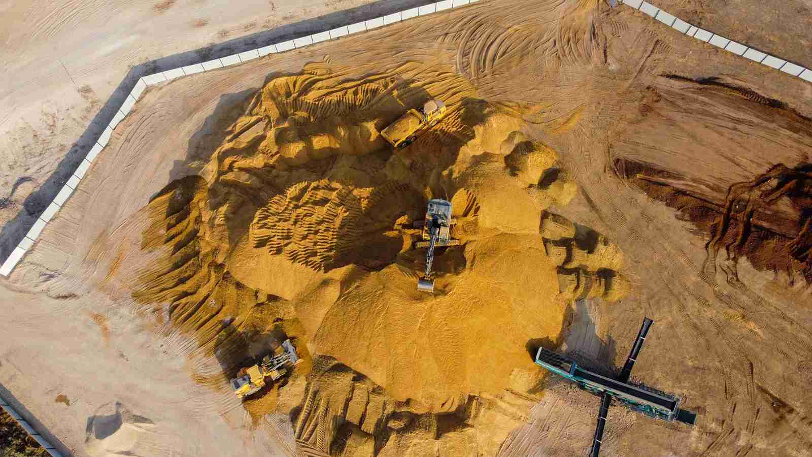Liebherr Heavy Equipment